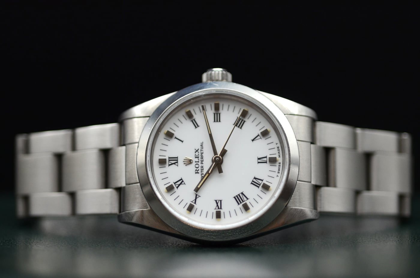Rolex Oyster Perpetual - 67480