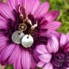 Boucles d'oreilles nacres rondes petit modèle – Image 3