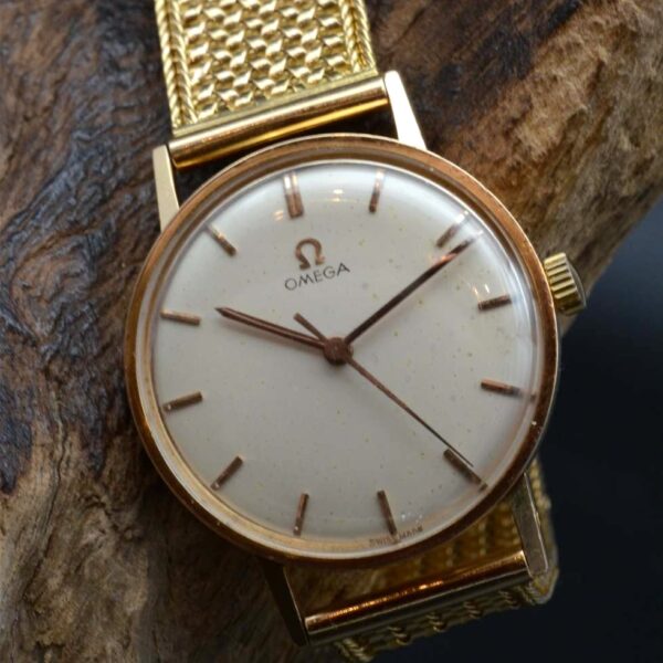Omega Auto or tréssé