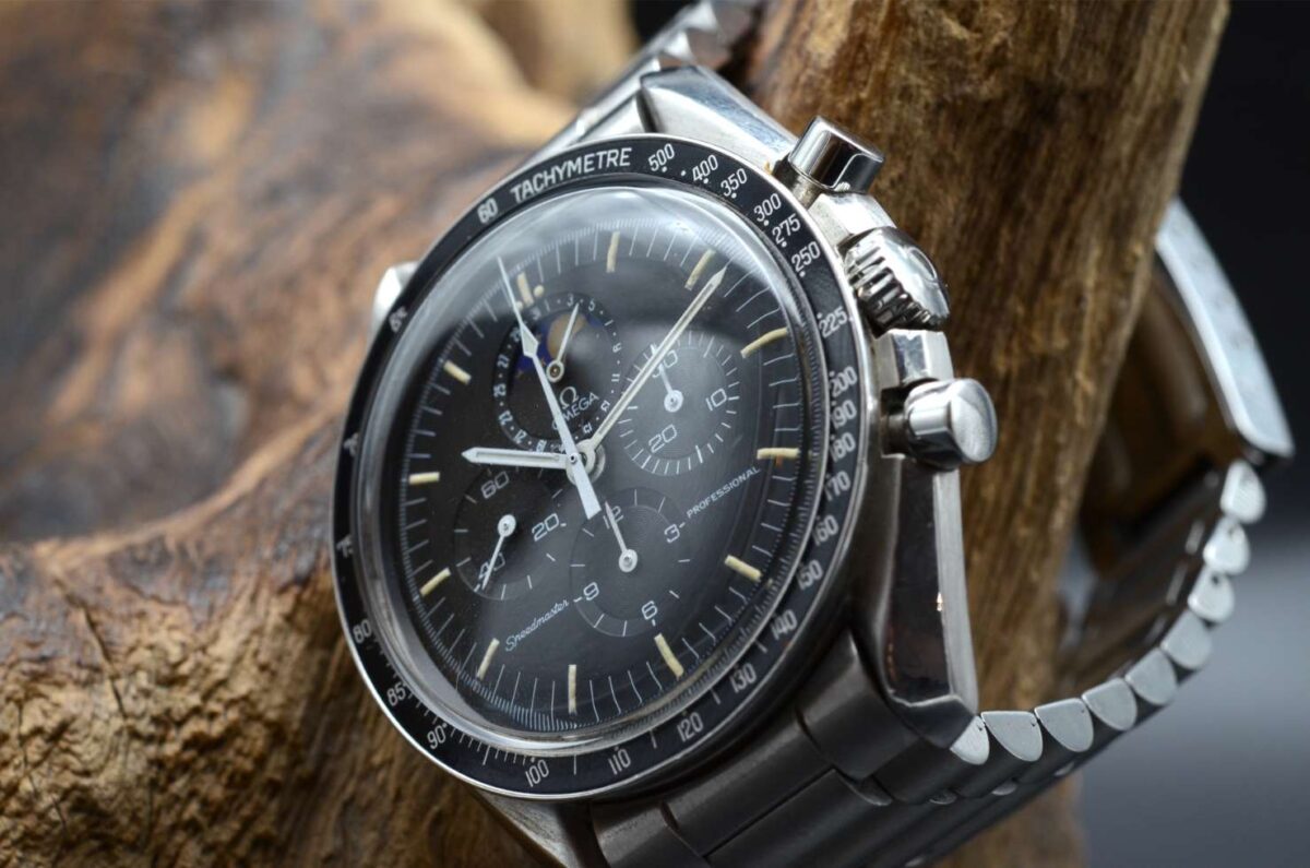 Omega Speedmaster moonwatch