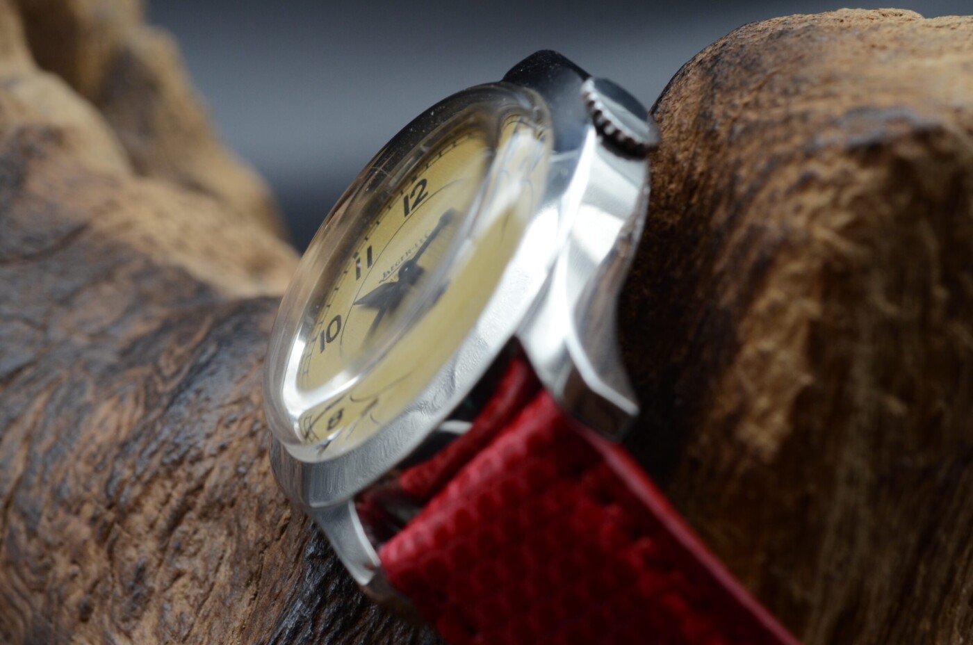 Jaeger-Le-Coultre vintage