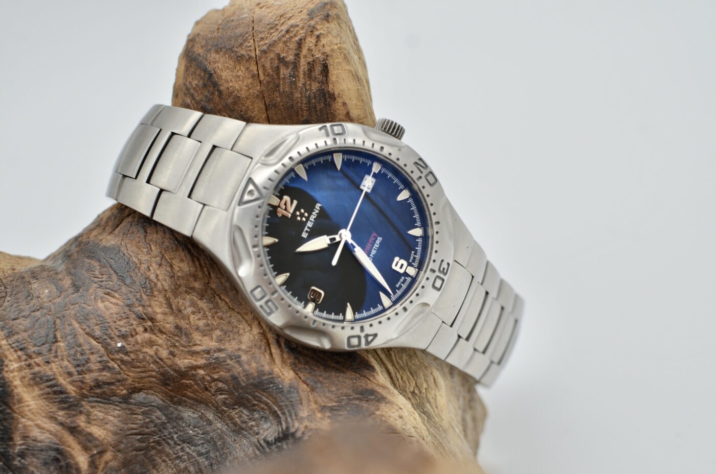 Eterna Monterey Quartz