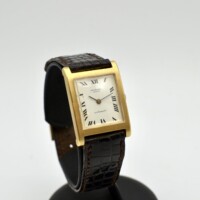 universal geneve or jaune