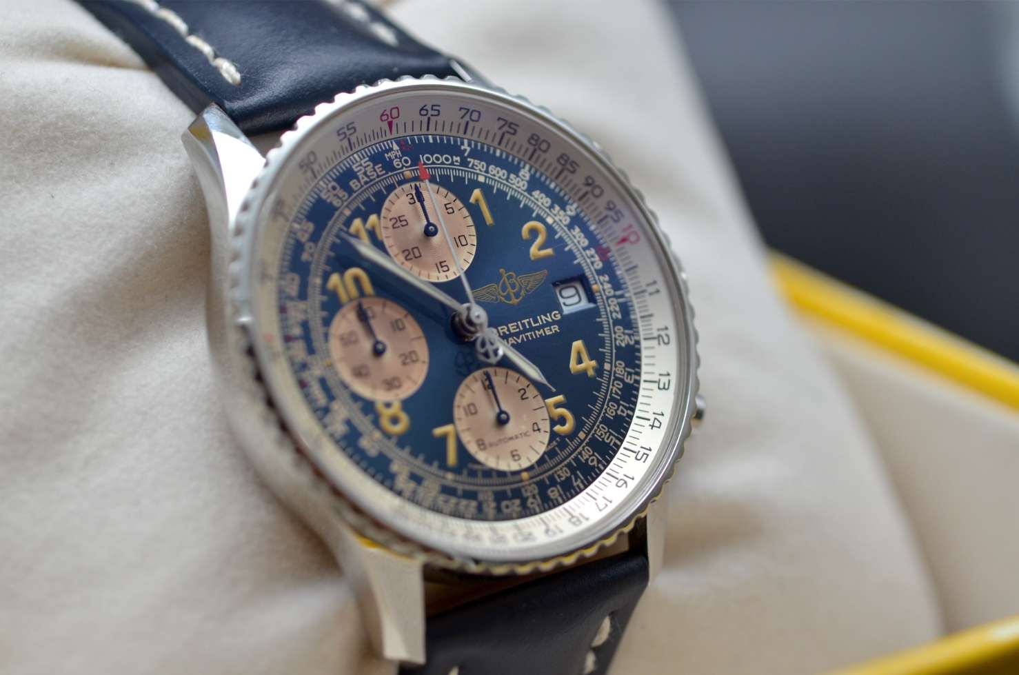 Breitling Navitimer