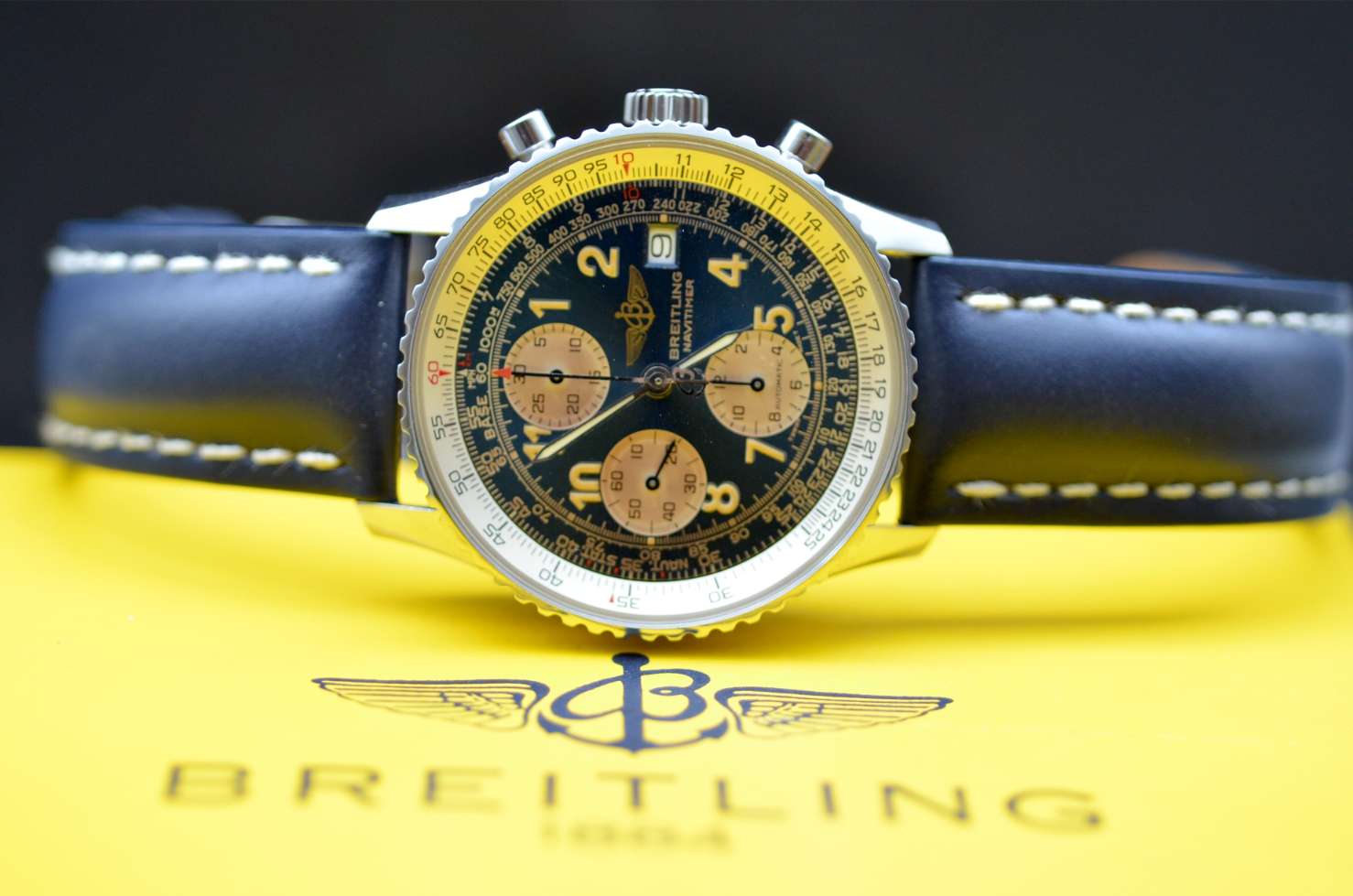 Breitling Navitimer