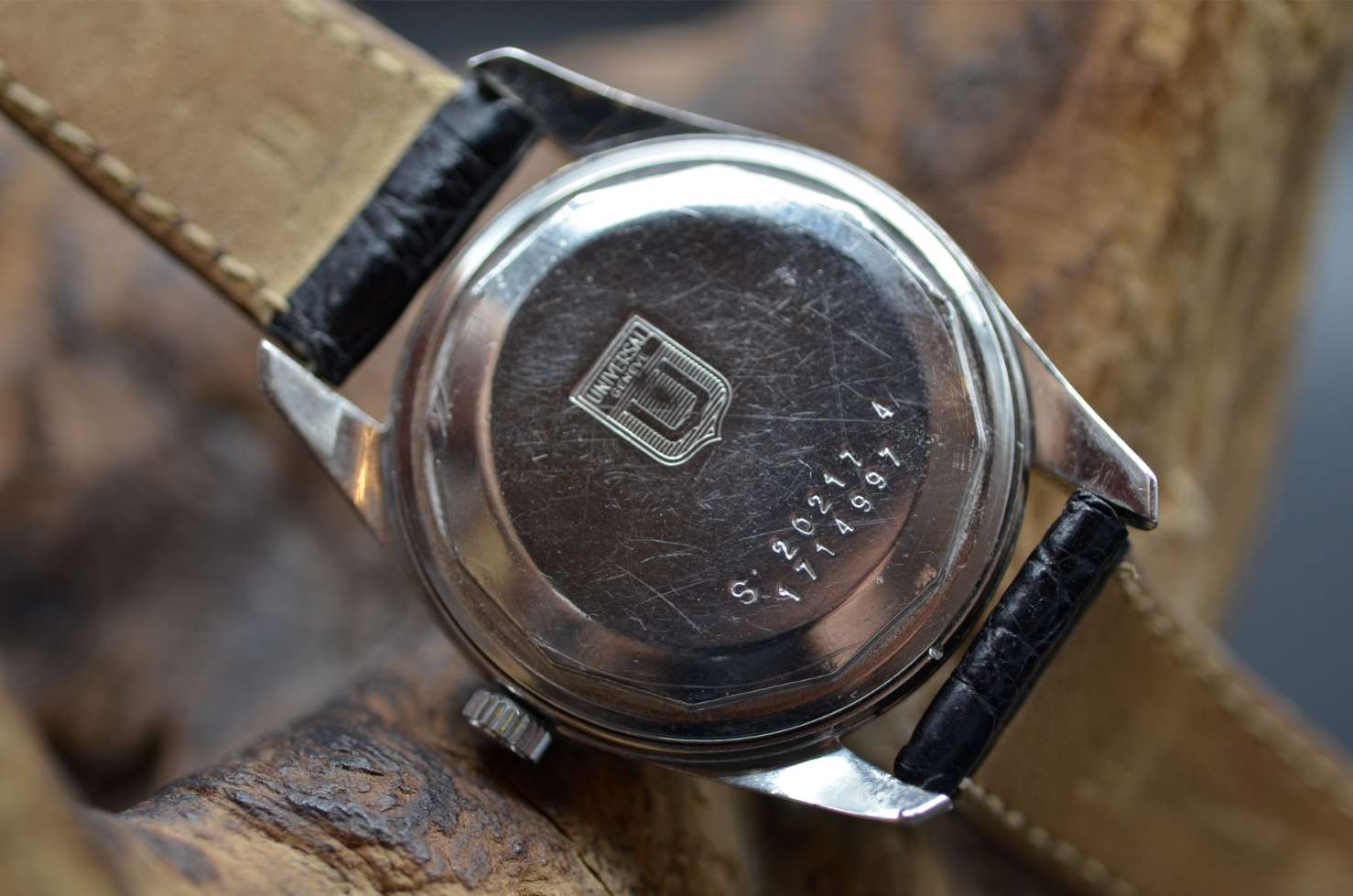 Universal genève polerouter