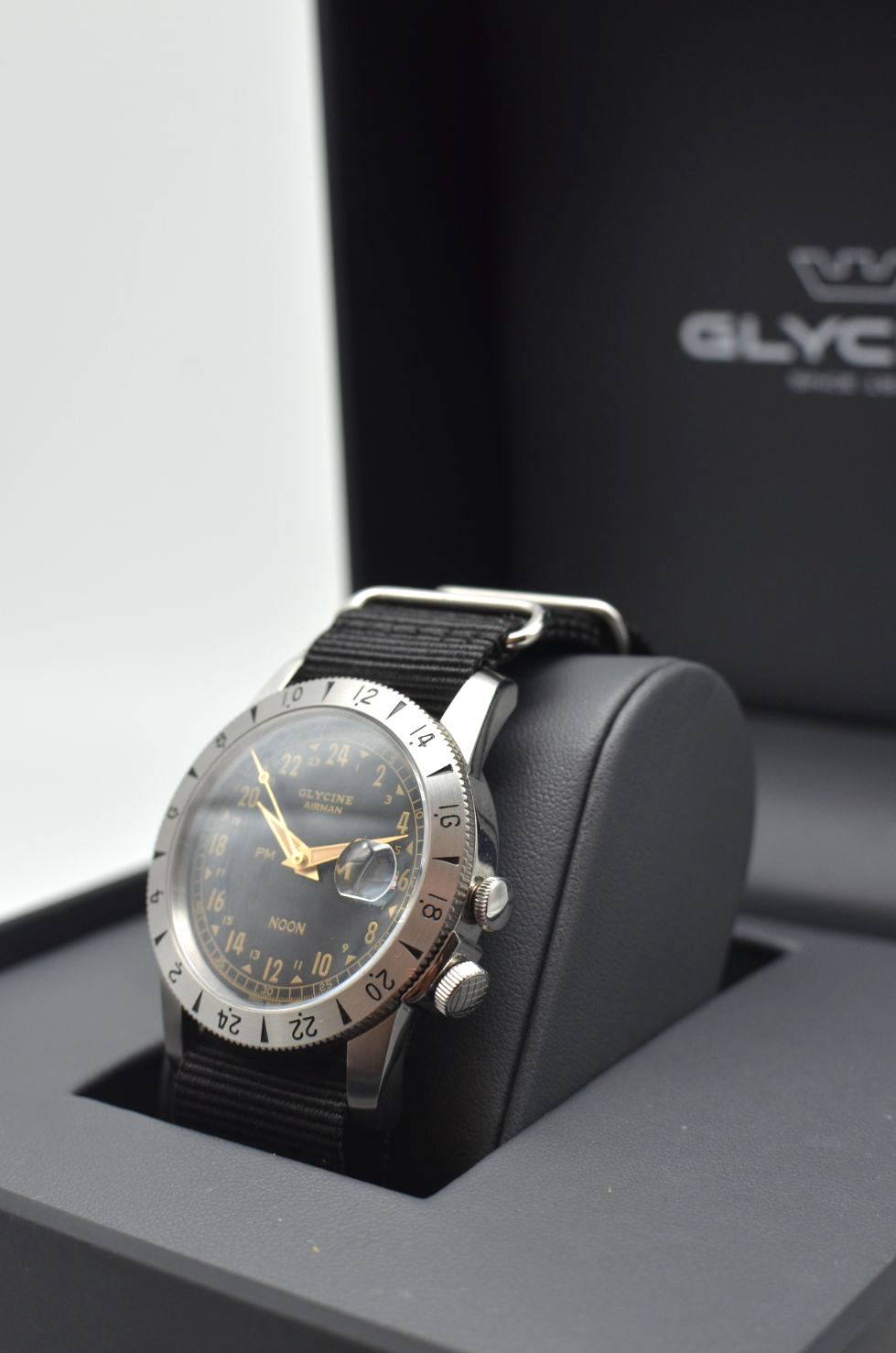 Glycine Airman NOON GL0377