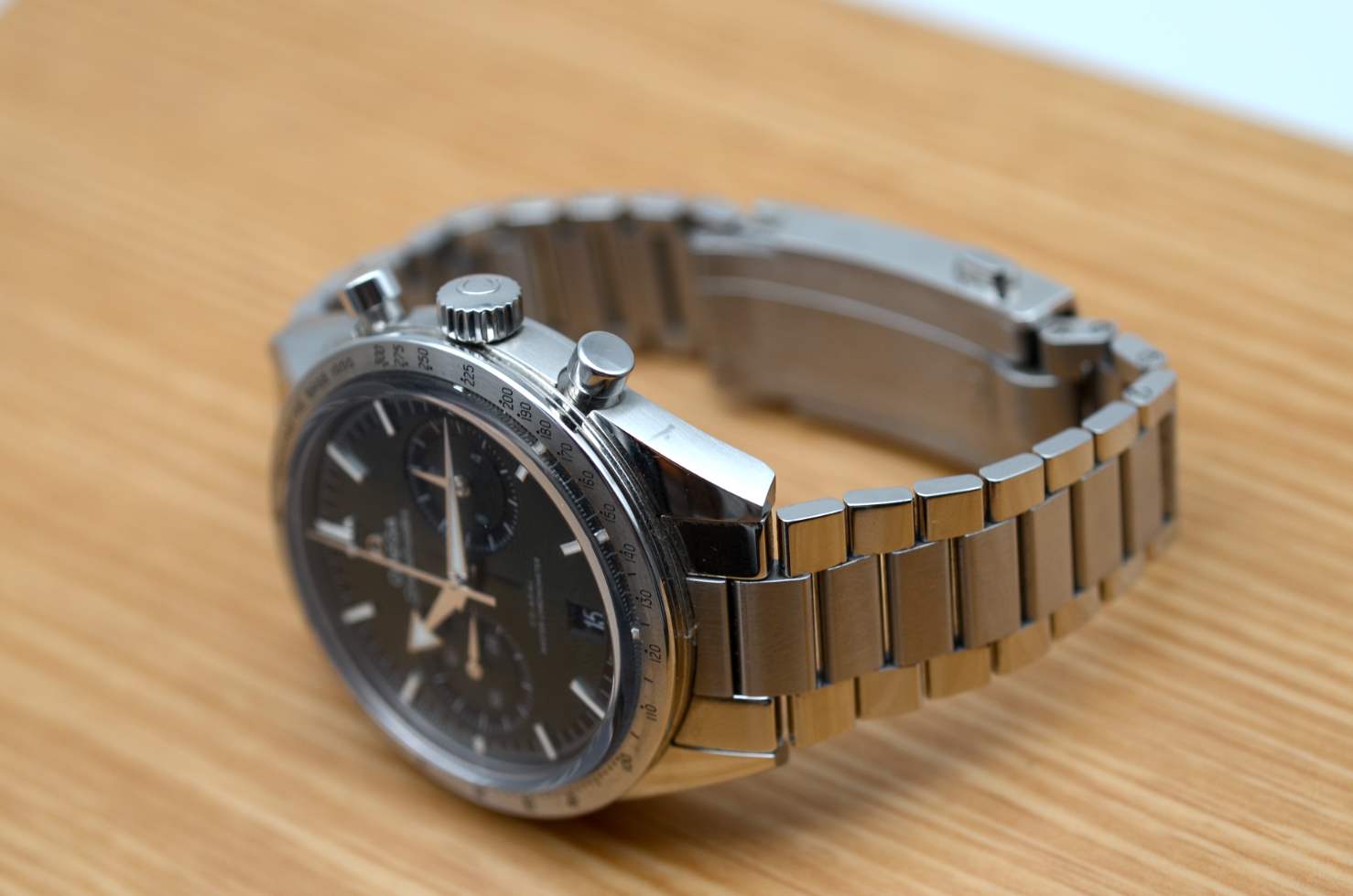 Omega Speedmaster 57