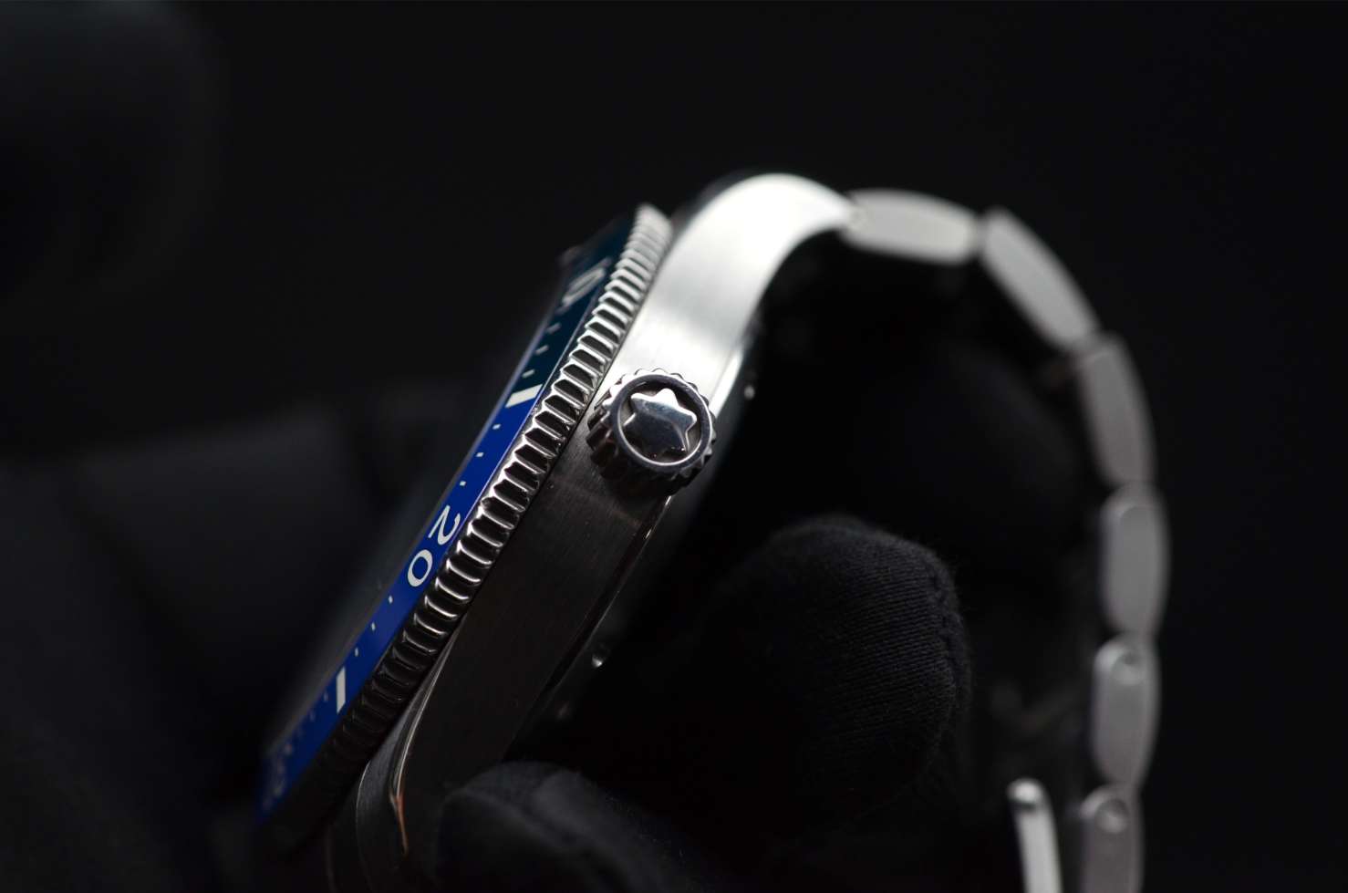 Montblanc 1858 Iced Sea Automatic Date